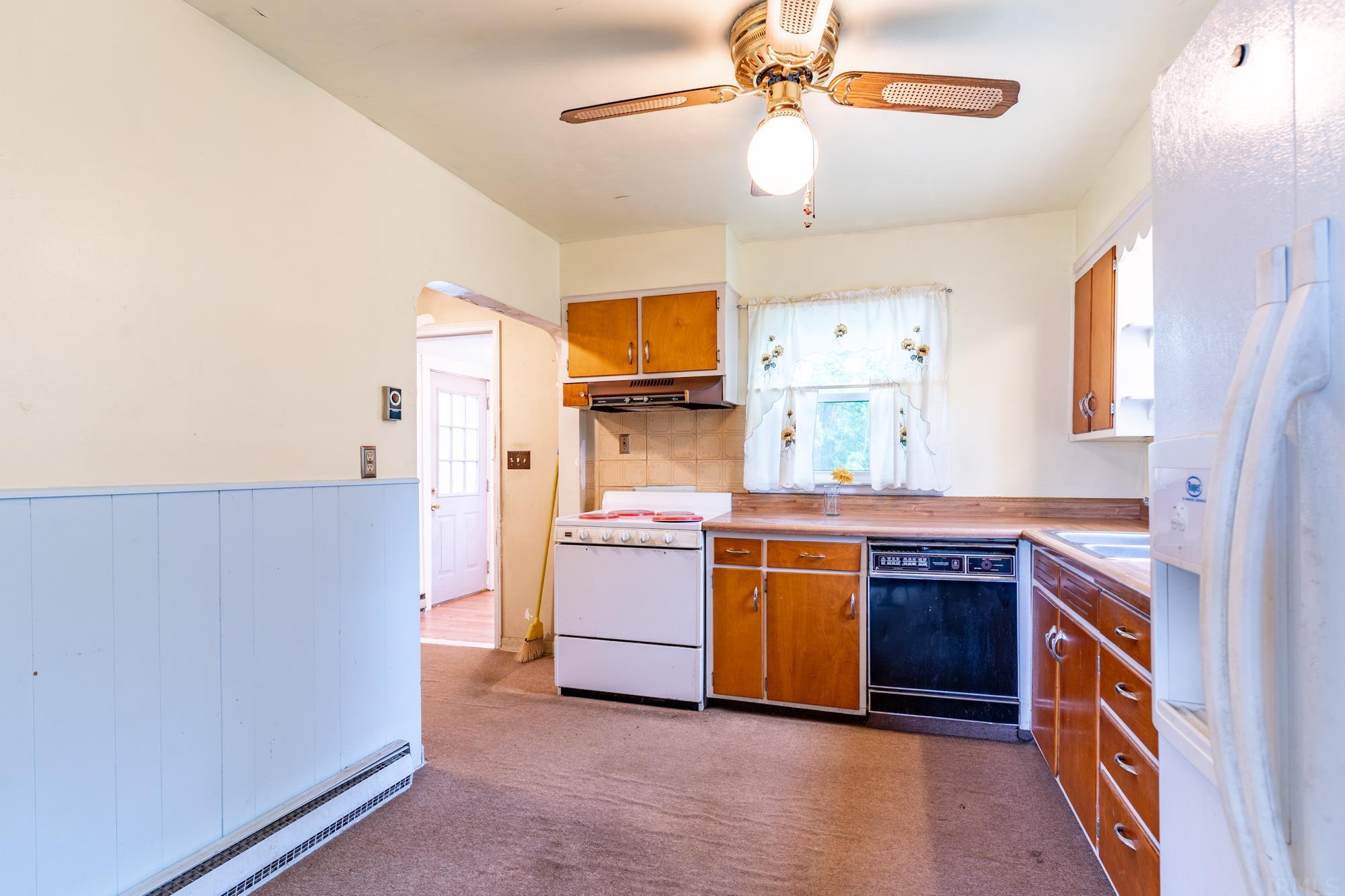 2616 Sand Point Road Fort Wayne, IN 46809 - Photo 8 of 23