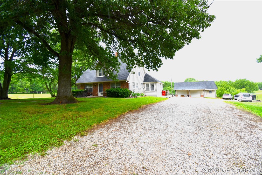 31212 East Webster Road Grain Valley, MO 64029 - Photo 5 of 48 Gravel Driveway