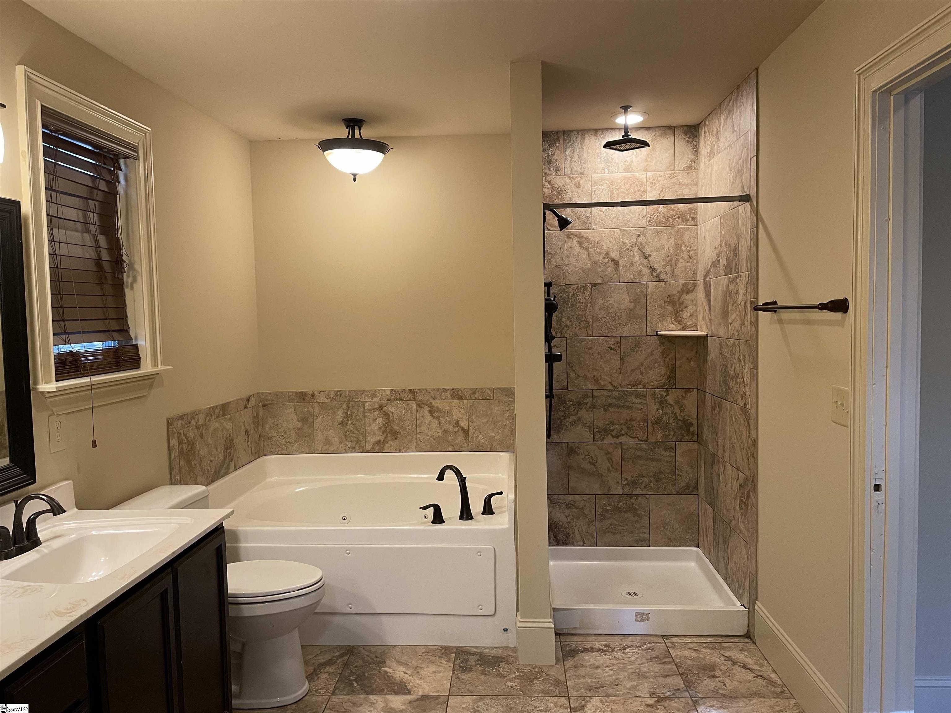 103 Ackley Road Greenville, SC 29607 - Photo 15 of 33