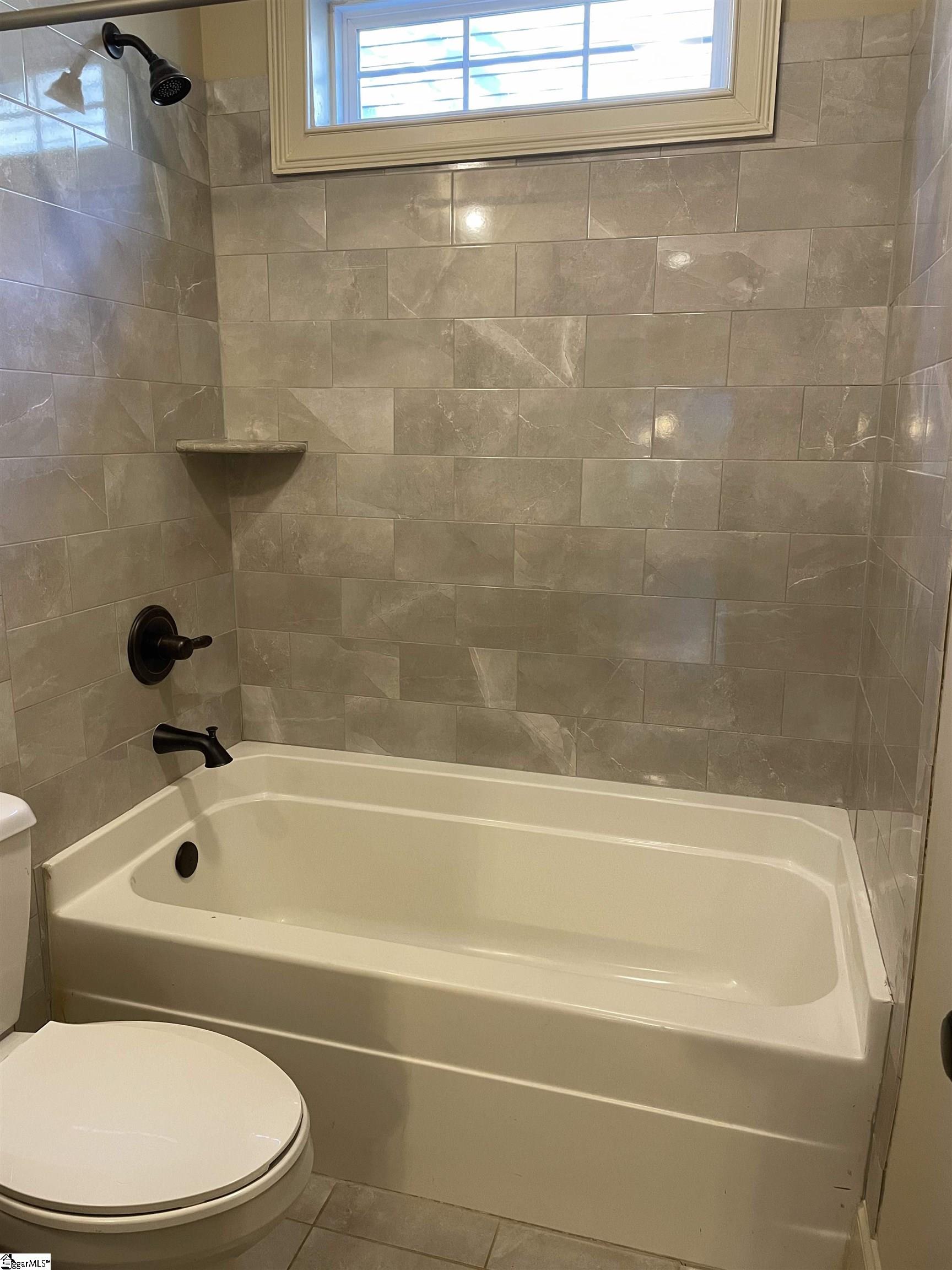 103 Ackley Road Greenville, SC 29607 - Photo 20 of 33