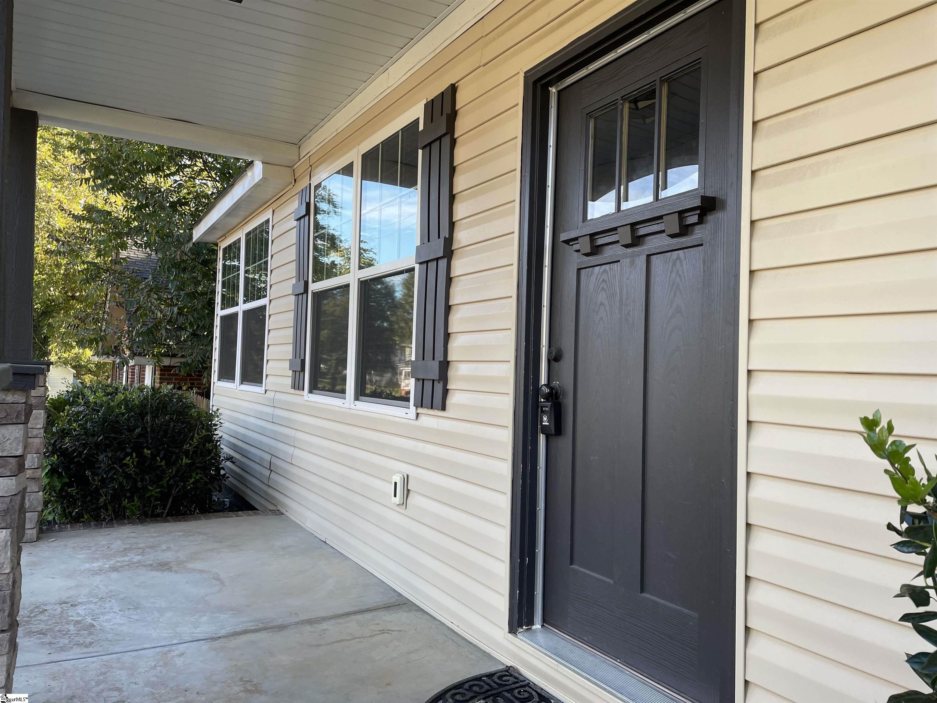 103 Ackley Road Greenville, SC 29607 - Photo 24 of 33