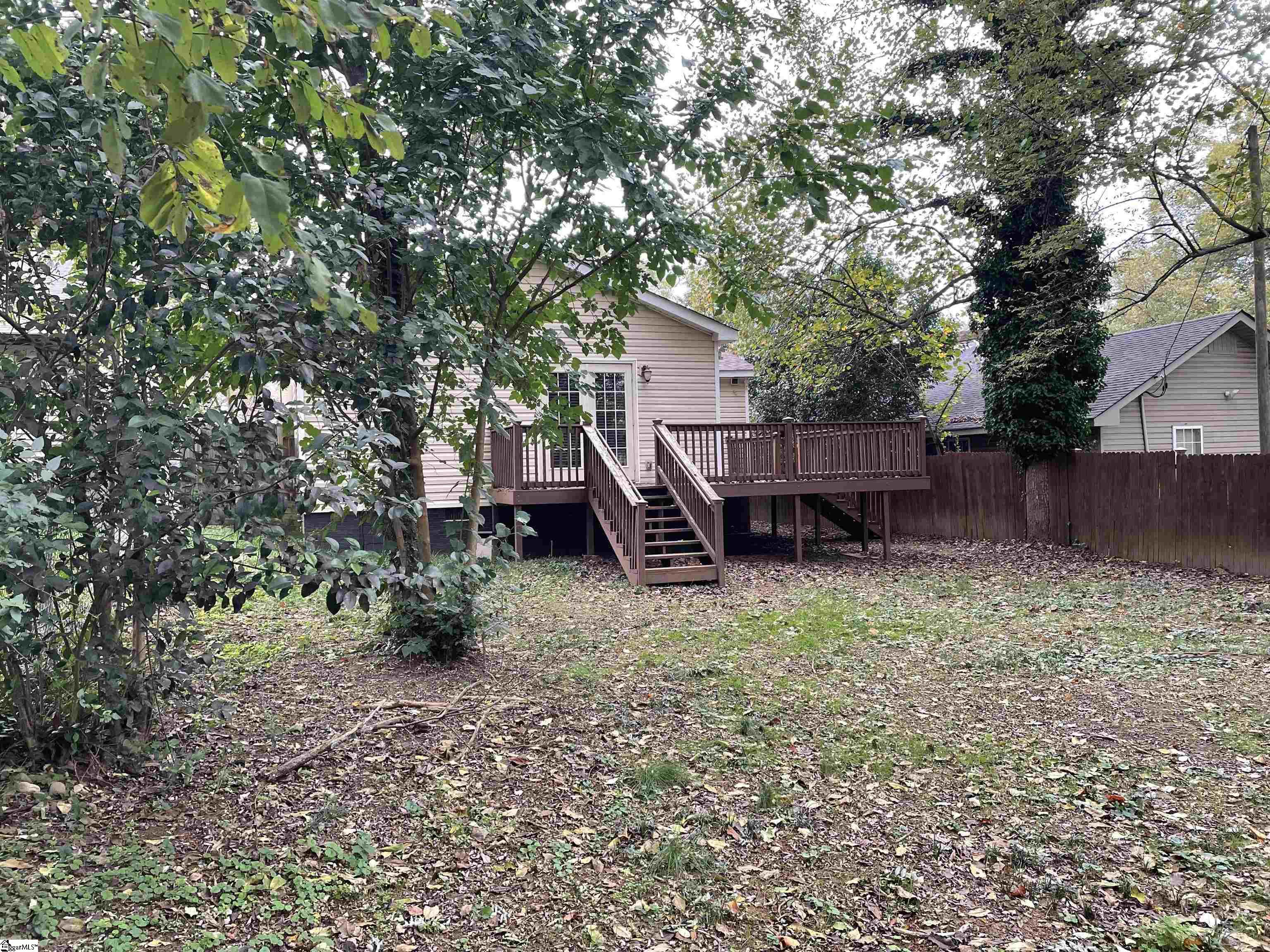 103 Ackley Road Greenville, SC 29607 - Photo 29 of 33