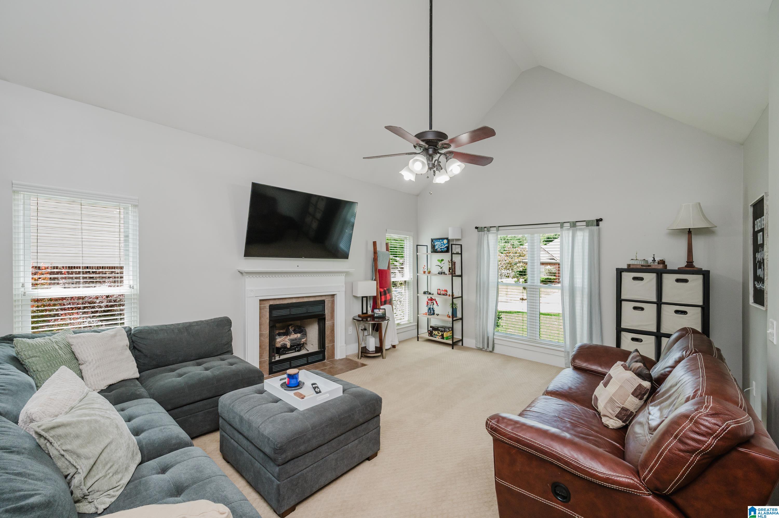 312 Cromwell Alabaster, AL 35114 - Photo 3 of 39