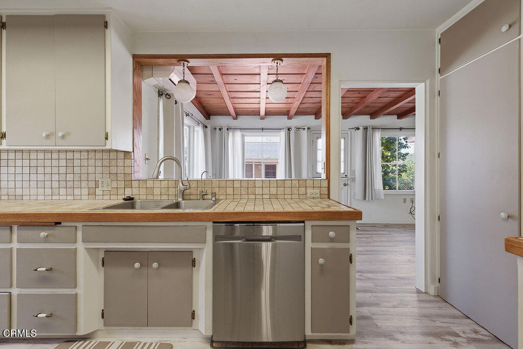 78 West Loop Drive Camarillo, CA 93010 - Photo 11 of 30