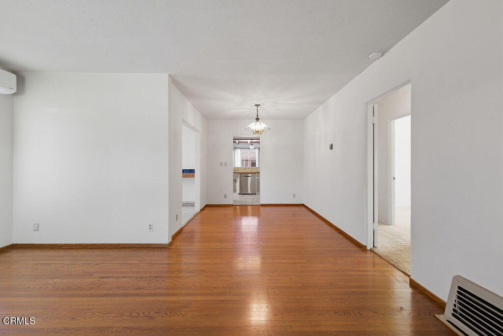 78 West Loop Drive Camarillo, CA 93010 - Photo 6 of 30