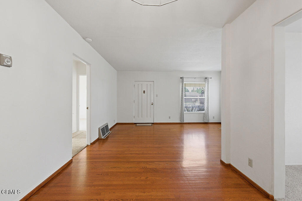 78 West Loop Drive Camarillo, CA 93010 - Photo 7 of 30