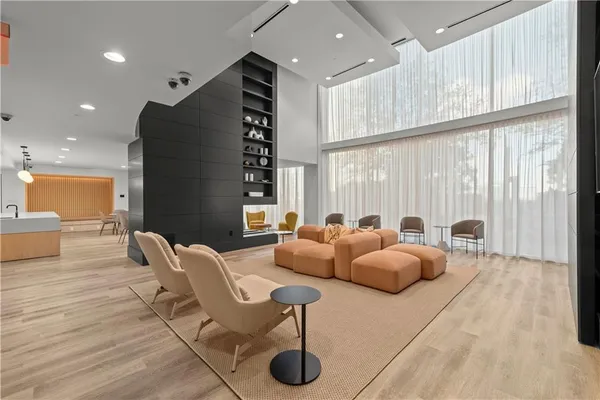 $1,895 | 3324 Peachtree Road Northeast, Unit 2008, Atlanta, GA 30326