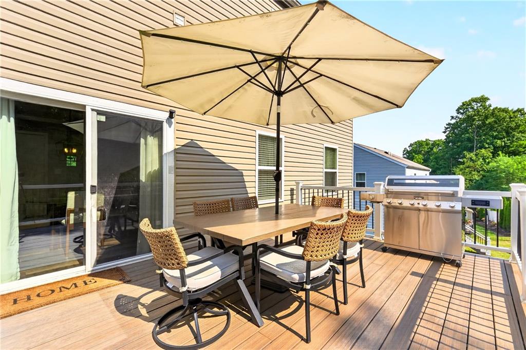 259 Foxwood Road Coraopolis, PA 15108 - Photo 43 of 49 The perfect spot to enjoy summer BBQ's.