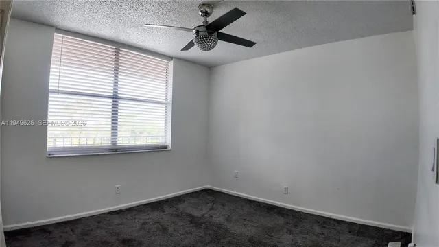 $2,000 | 7220 Lake Cir Drive, Unit 203, Margate, FL 33063