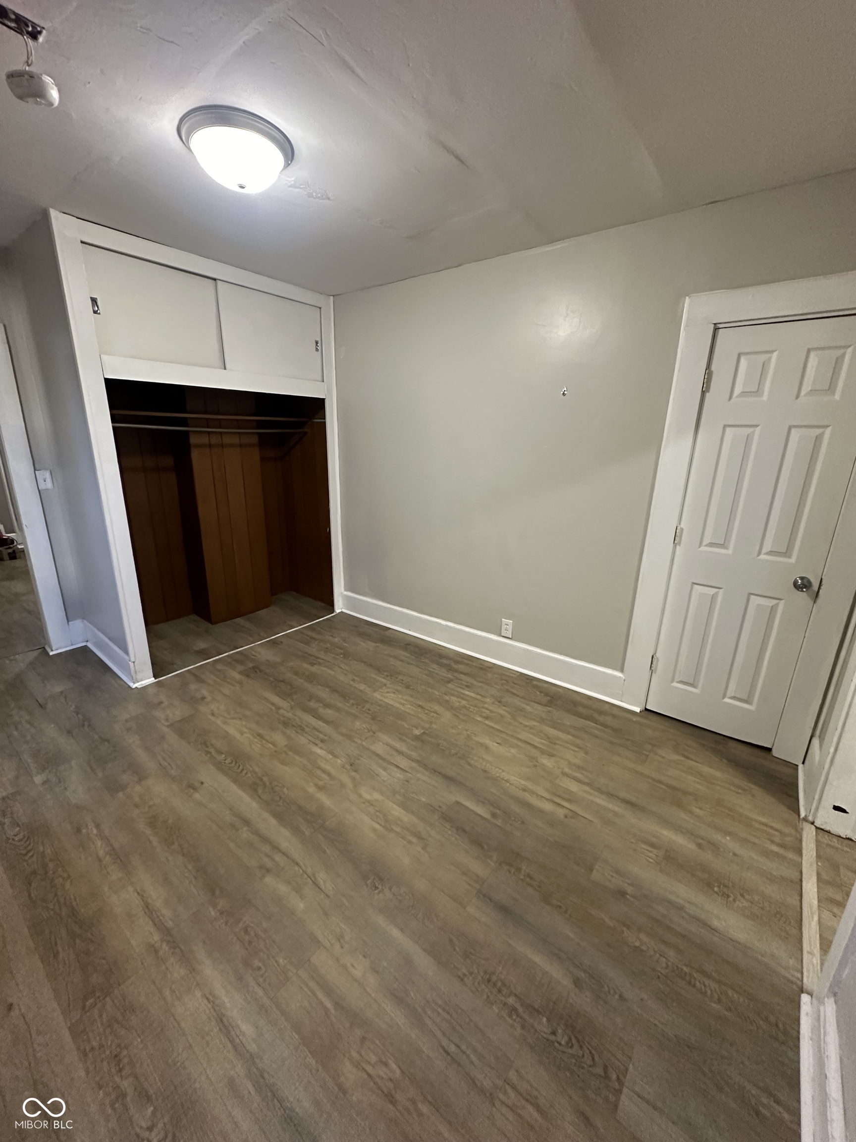 739 Maple Street Columbus, IN 47201 - Photo 8 of 24