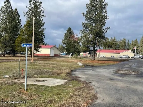 $700,000 | 29269 North Old Highway 95, Athol, ID 83801