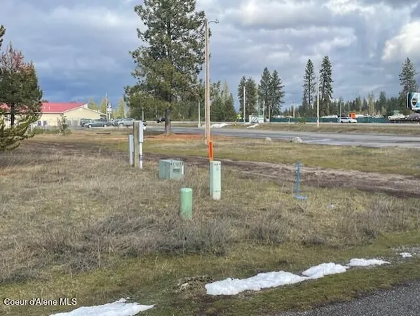 $700,000 | 29269 North Old Highway 95, Athol, ID 83801