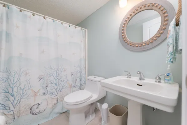 $285,000 | 3100 Ocean Shore Boulevard, Ormond Beach, FL 32176