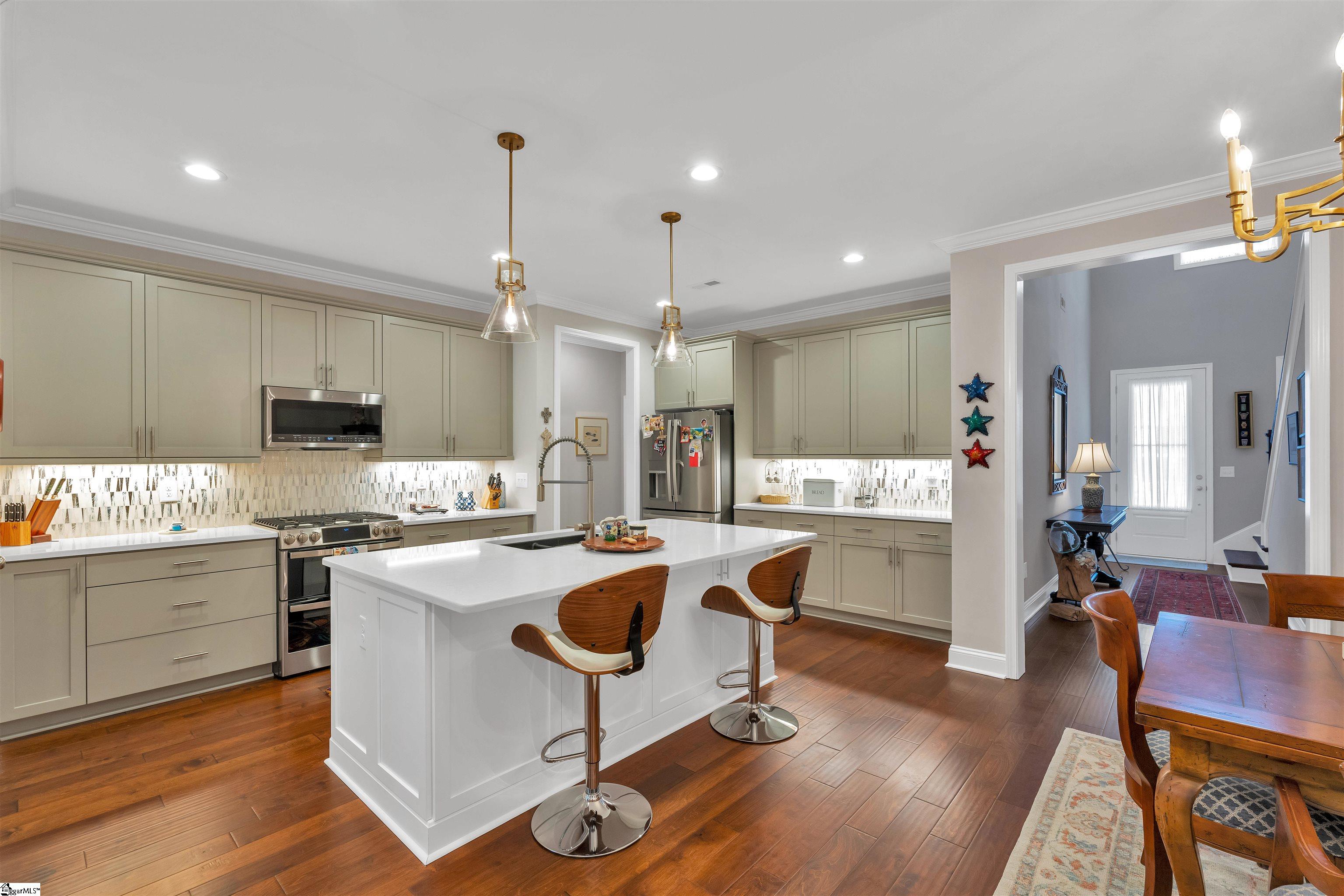 137 Green Heron Road Greenville, SC 29607 - Photo 4 of 25 Profile series double ovens