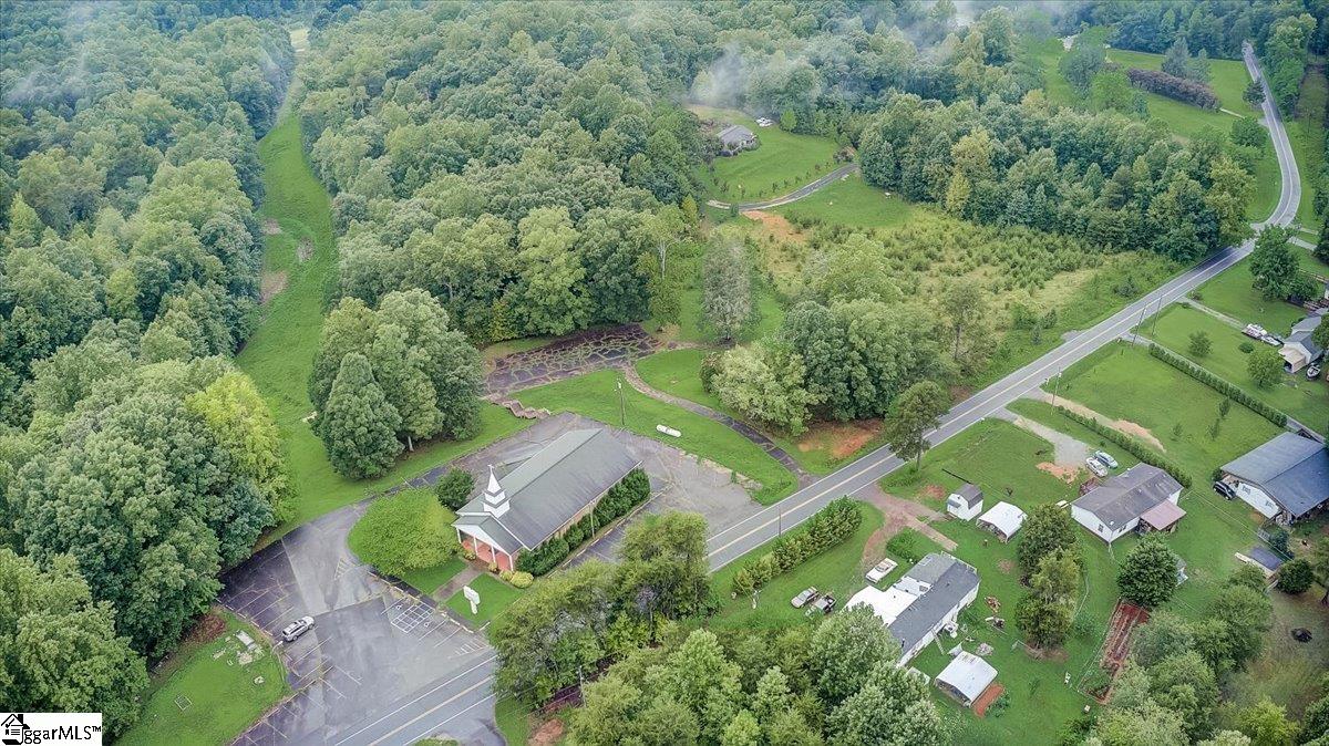 139 Pleasant Retreat Road Travelers Rest, SC 29690 - Photo 12 of 32