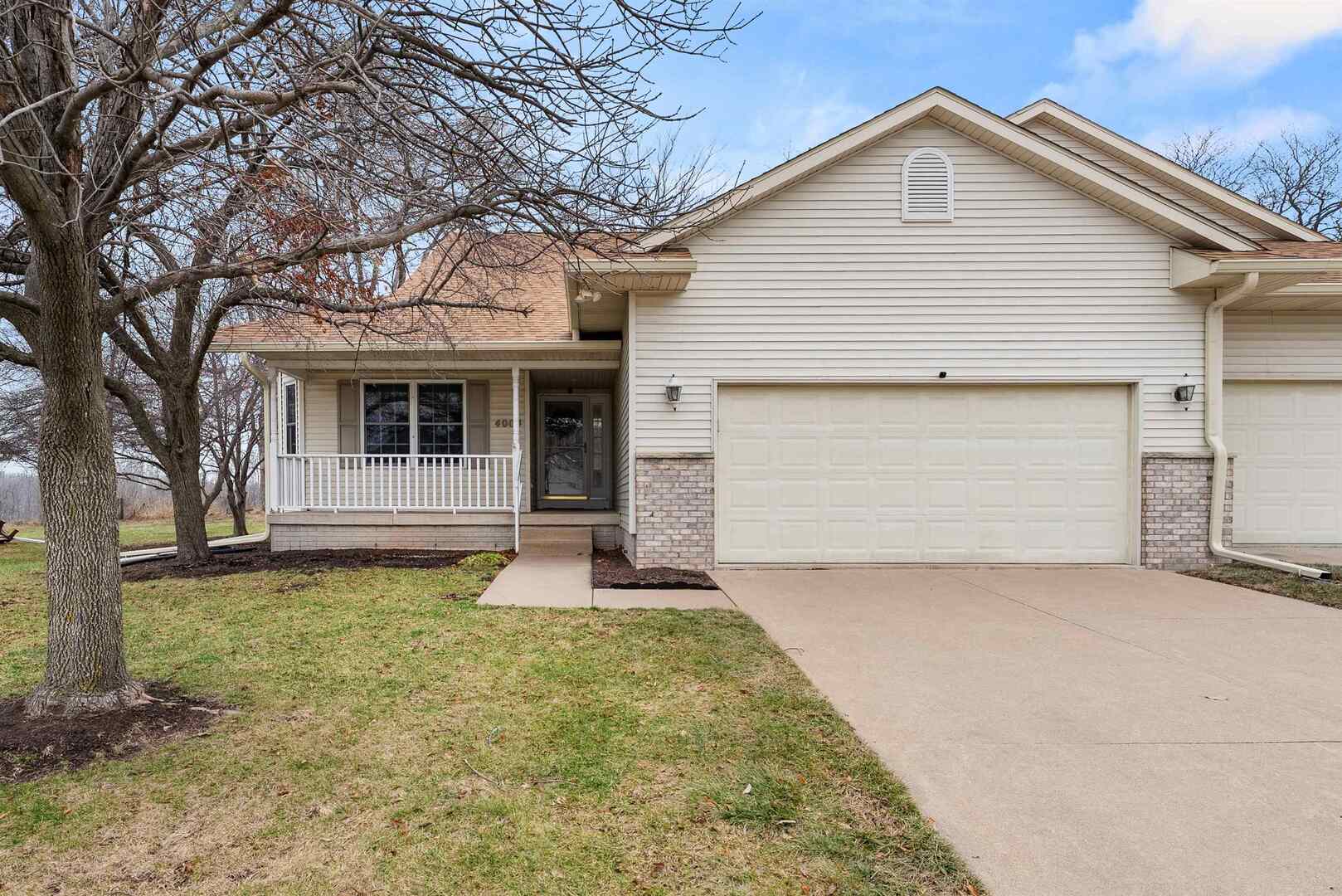 4004 West 30th Street Davenport, IA 52804 - Photo 1 of 30