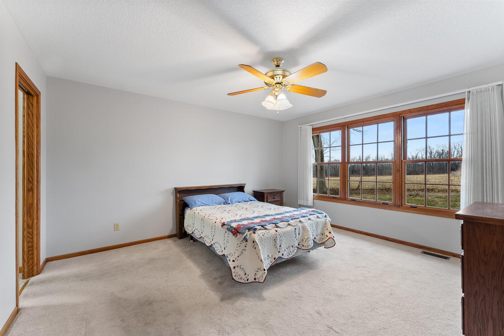 4004 West 30th Street Davenport, IA 52804 - Photo 13 of 30