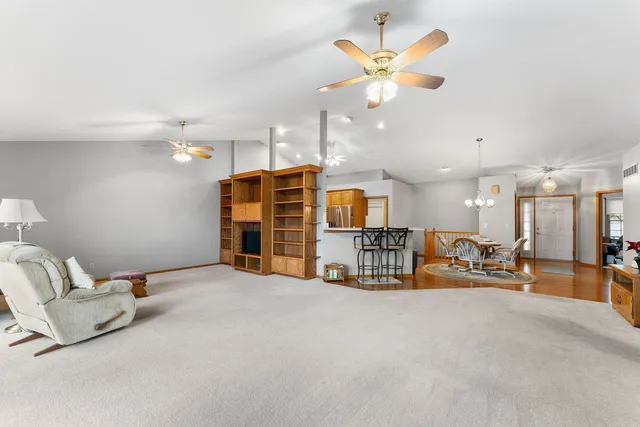 $342,500 | 4004 West 30th Street, Davenport, IA 52804