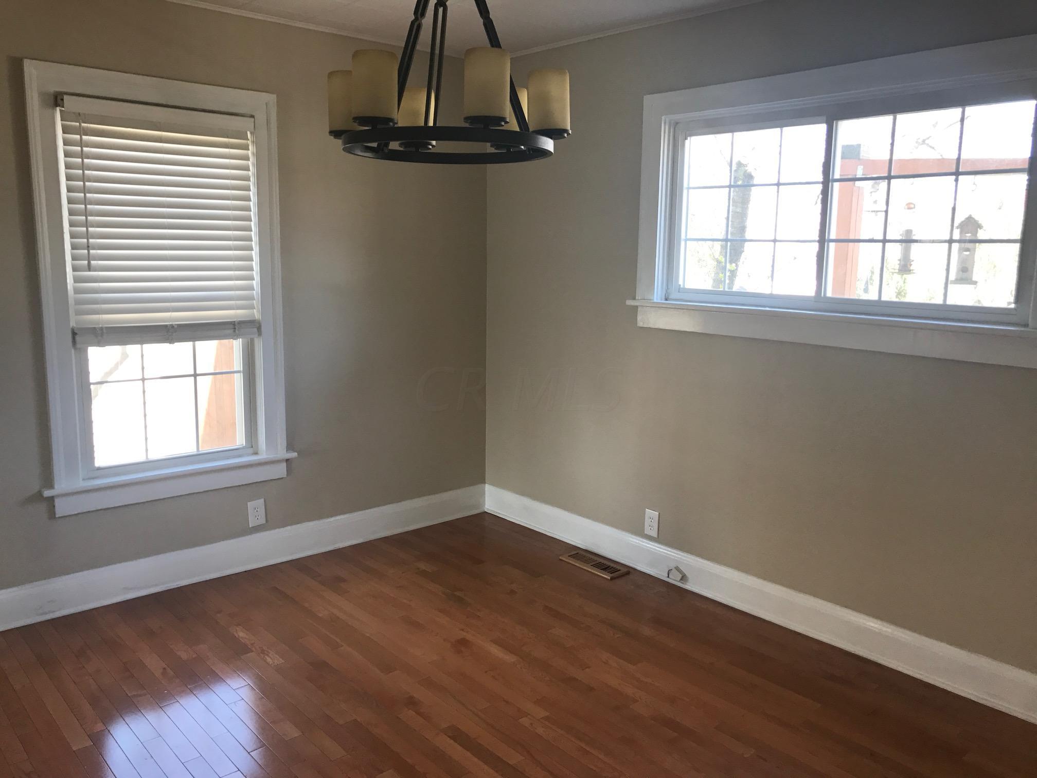 852 Timberman Road Columbus, OH 43212 - Photo 3 of 27