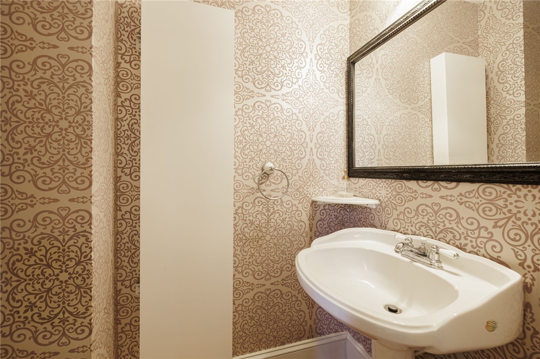 5184 Foster Road Canandaigua Town, NY 14424 - Photo 13 of 42