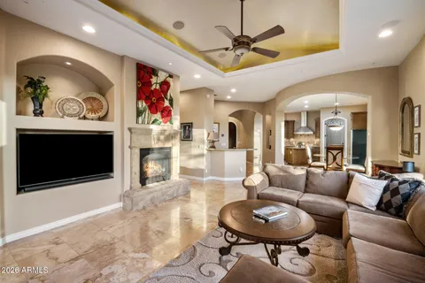 $920,000 | 11758 North 134th Street, Scottsdale, AZ 85259