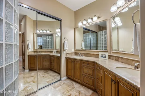 $920,000 | 11758 North 134th Street, Scottsdale, AZ 85259
