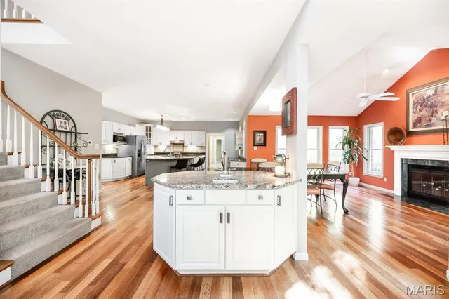 $859,000 | 160 Stonehaven Court, O'Fallon, IL 62269