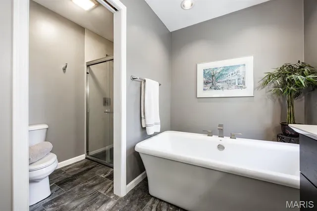 $859,000 | 160 Stonehaven Court, O'Fallon, IL 62269