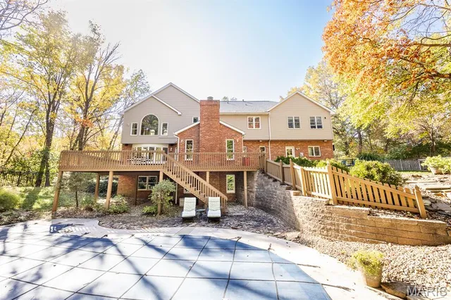 $859,000 | 160 Stonehaven Court, O'Fallon, IL 62269