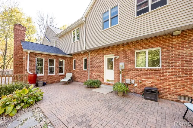 $859,000 | 160 Stonehaven Court, O'Fallon, IL 62269