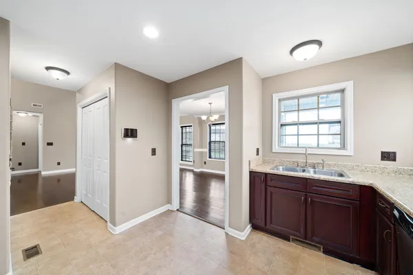 $1,900 | 1328 Southwood Drive, Clarksville, TN 37042