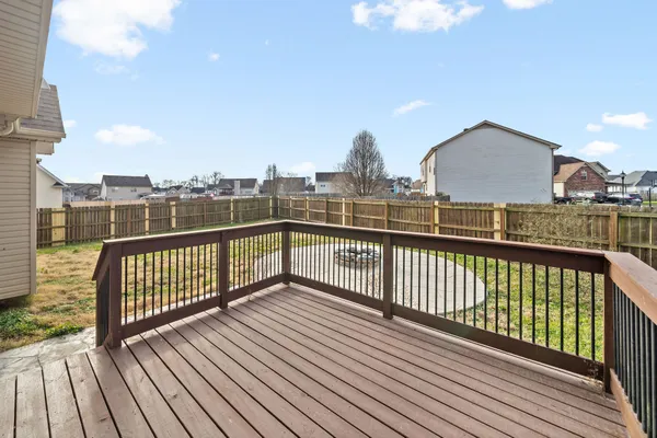 $1,900 | 1328 Southwood Drive, Clarksville, TN 37042