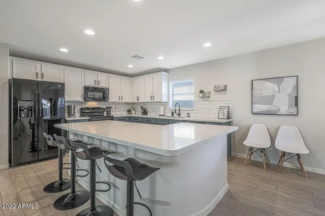 $2,995 | 11723 West Donald Court, Sun City, AZ 85373