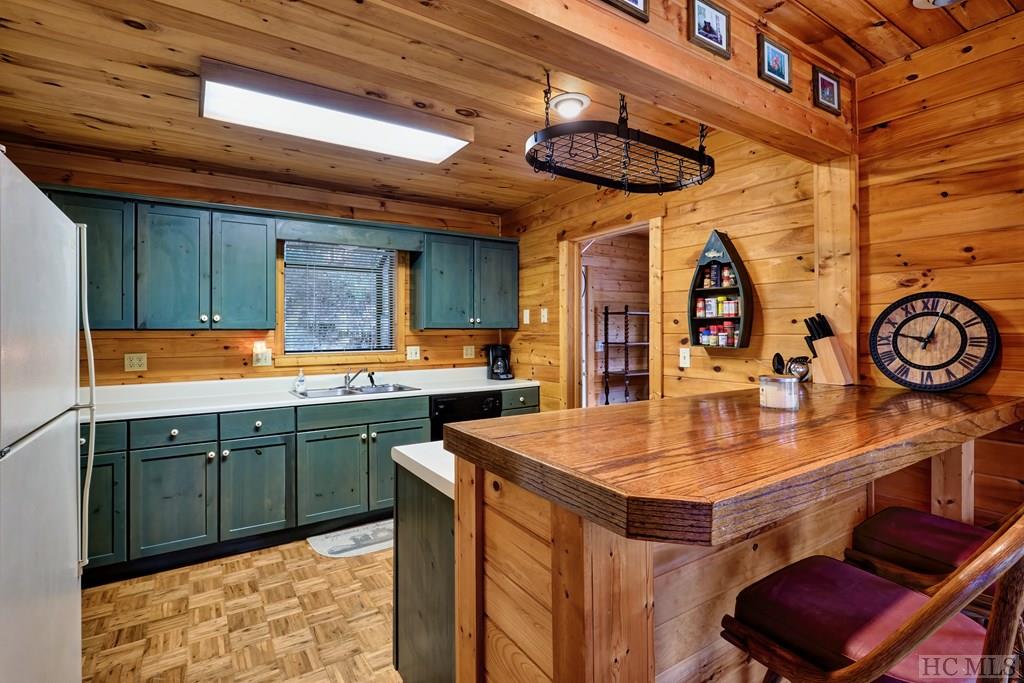 534 Marlett Road Cullowhee, NC 28723 - Photo 6 of 17 Gallery Image 6