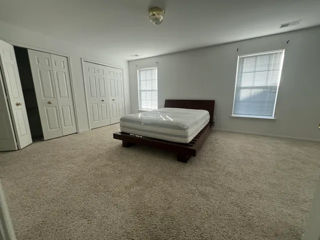 $1,900 | 2782 South Knightsbridge Circle, Ann Arbor, MI 48105