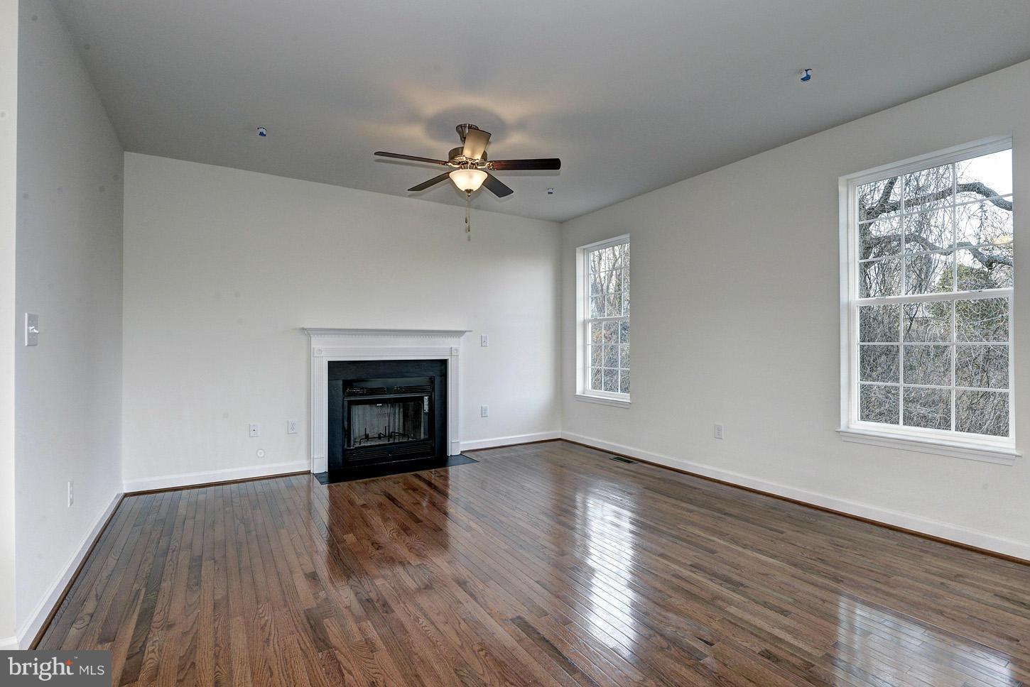 1118 Sulphur Spring Road Halethorpe, MD 21227 - Photo 10 of 30 Family Room