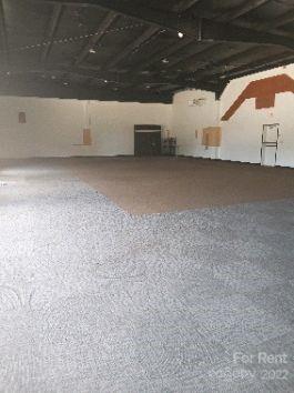 3390 South New Hope Road Gastonia, NC 28056 - Photo 22 of 26 a view of a garage