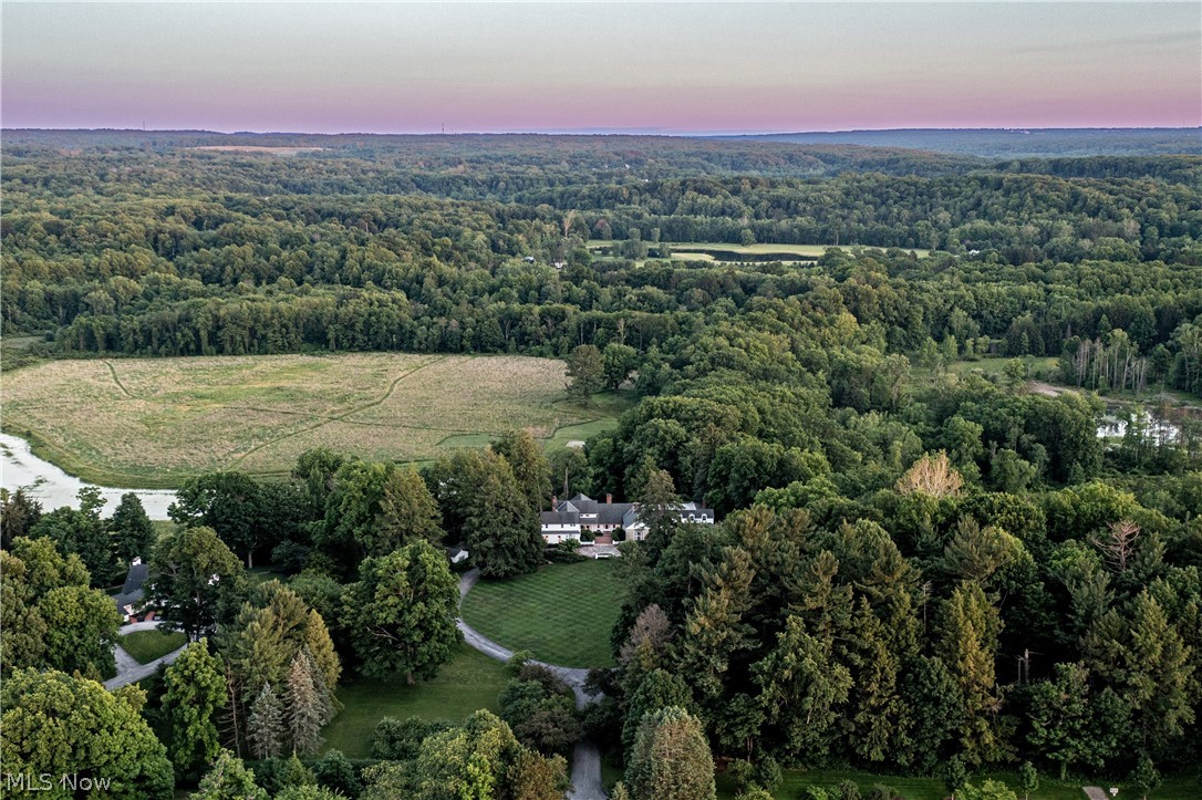 9498 Smith Road Waite Hill, OH 44094 - Photo 4 of 48