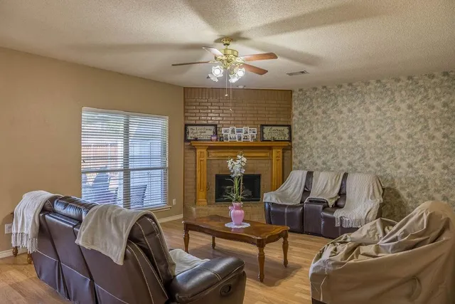 $475,000 | 4113 Bluffpoint Road, Rowlett, TX 75088