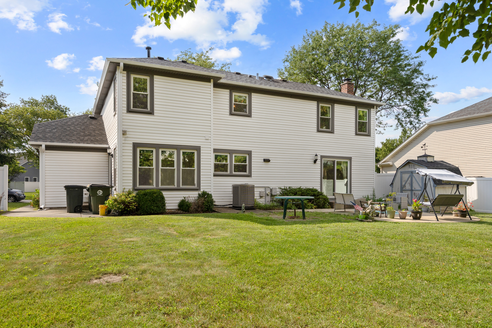 565 Rutgers Lane Elk Grove Village, IL 60007 - Photo 31 of 35 Gallery Image 31