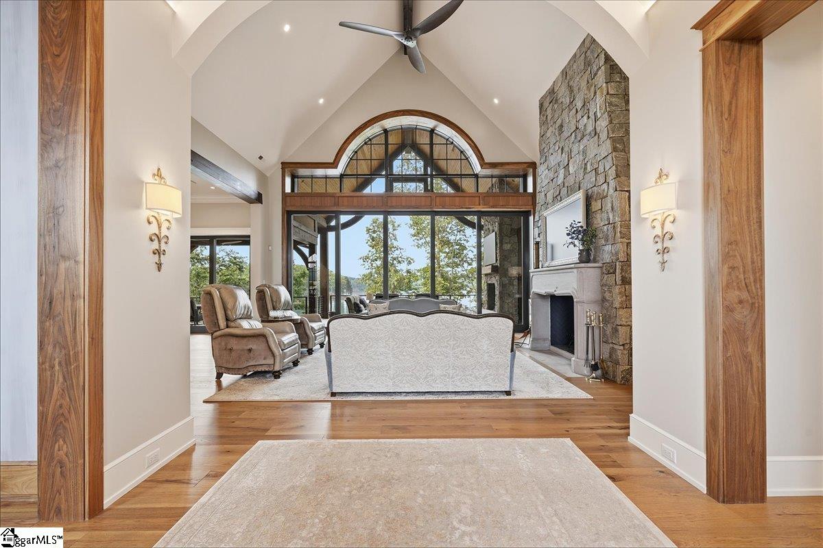 435 Peninsula Ridge Sunset, SC 29685 - Photo 4 of 50