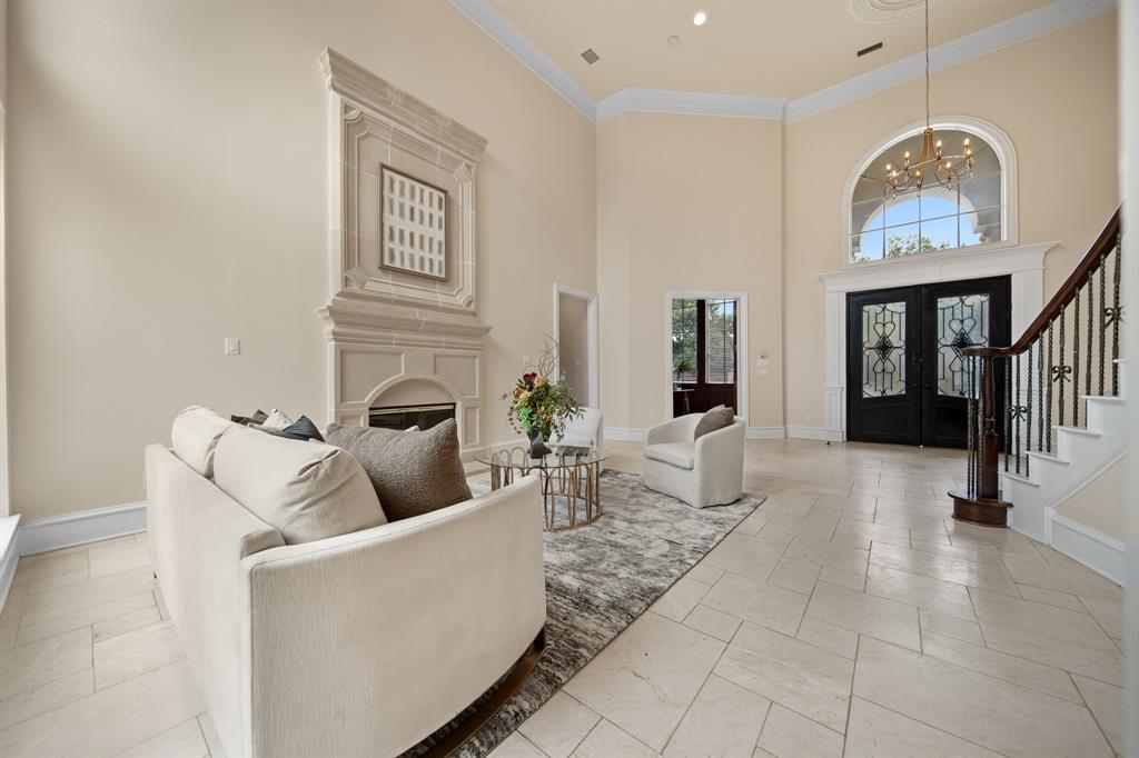 6420 Riverside Drive Plano, TX 75024 - Photo 9 of 37