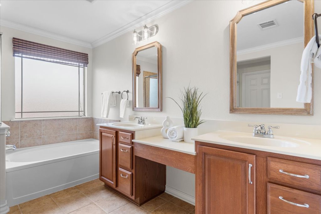 11208 Bastogne Loop Austin, TX 78739 - Photo 23 of 39