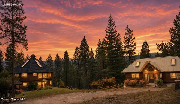 $1,350,727 | 483 Paradise Road, Pinehurst, ID 83850