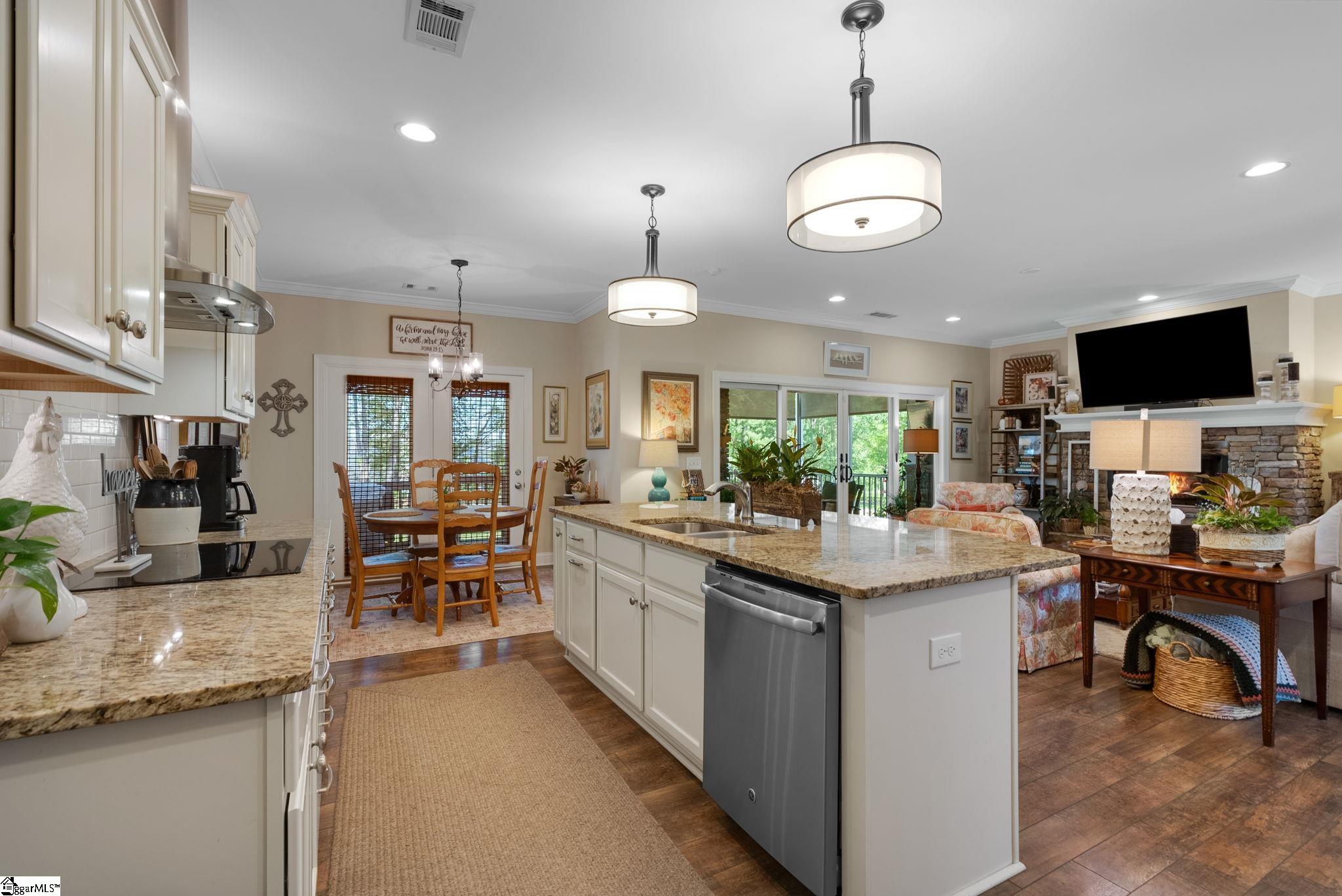 95 Triangle Pine Road Fountain Inn, SC 29644 - Photo 21 of 40 Gallery Image 21