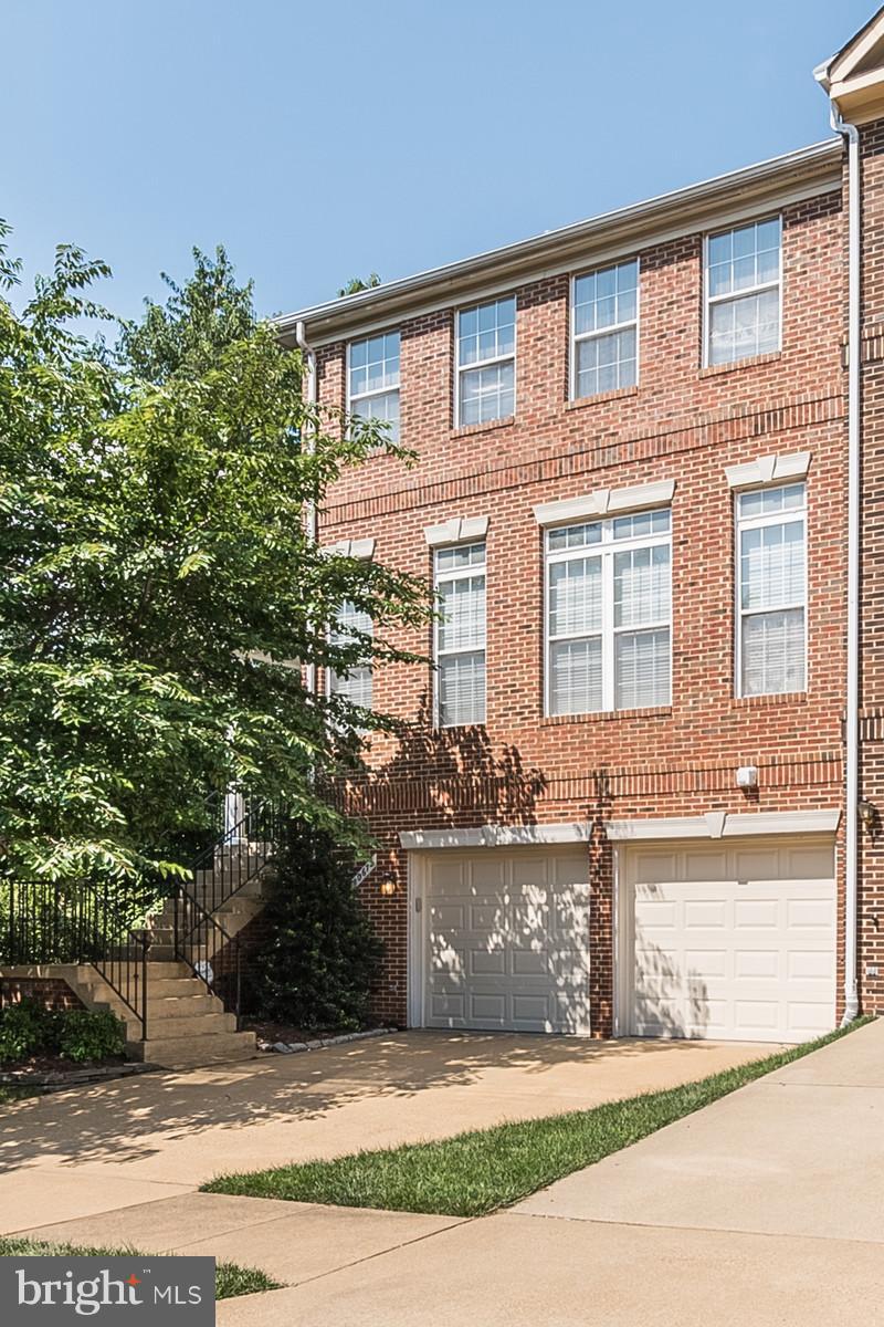 20672 Riptide Square Sterling, VA 20165 - Photo 1 of 30 End Town Home in Private Wooded Setting