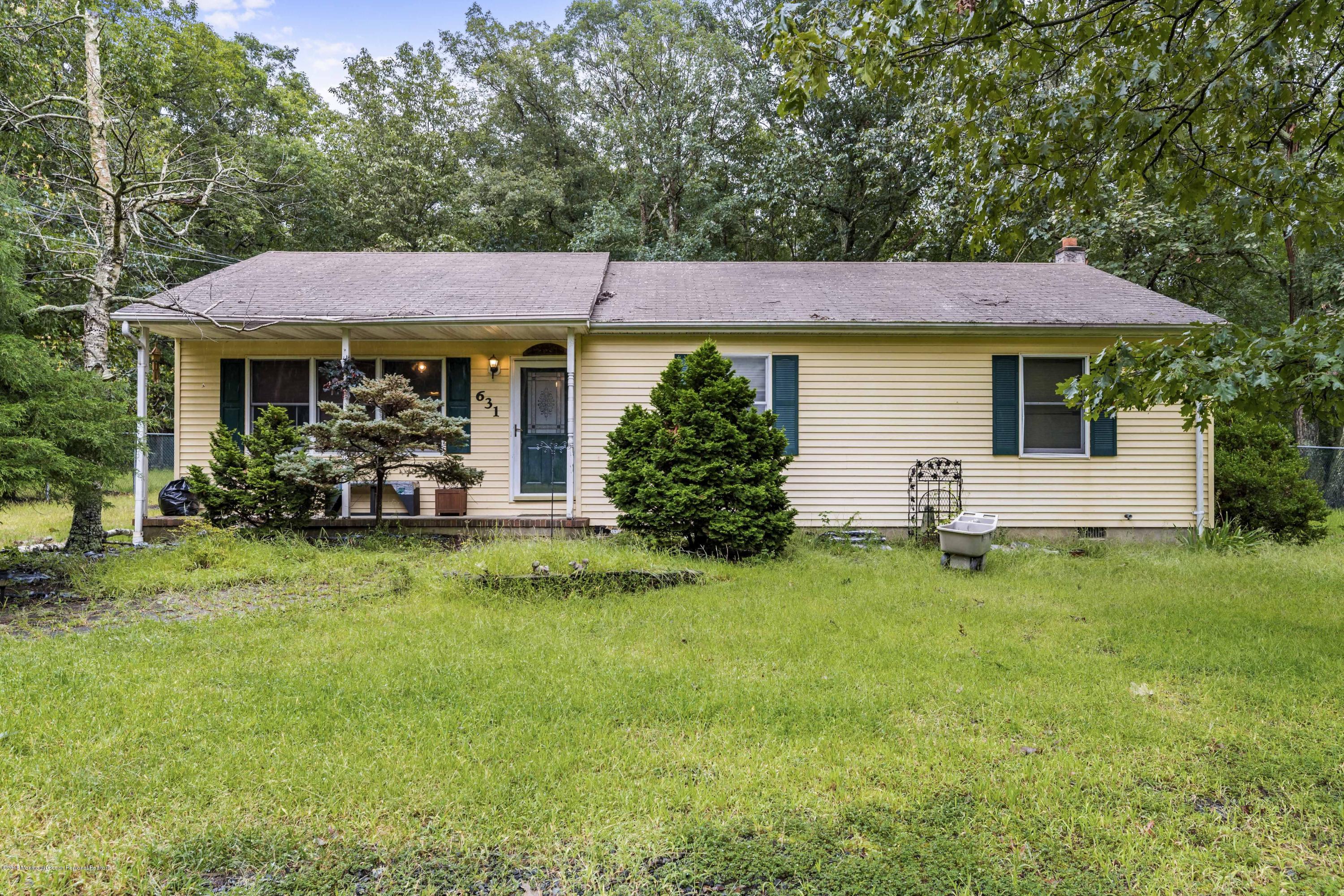 631 Monmouth Road Cream Ridge, NJ 08514 - Photo 1 of 18 Front Close-up
