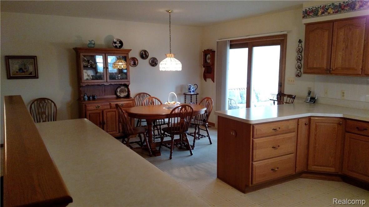 This is view 4 of the kitchen.