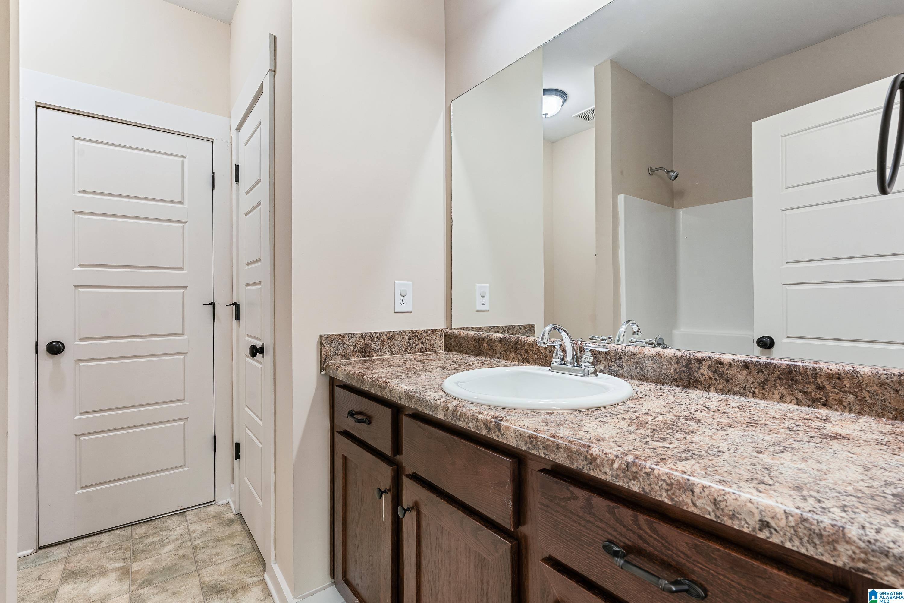 2564 Ridgemont Drive Birmingham, AL 35244 - Photo 16 of 31