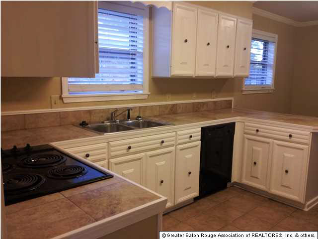 12738 Lockhaven Avenue Baton Rouge, LA 70815 - Photo 8 of 24